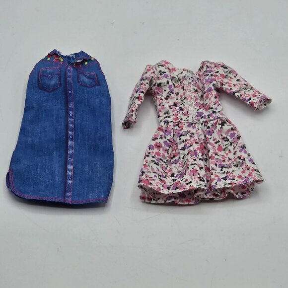 Barbie Career Outfit Fashion Pack: Musician Look Denim Dress & Floral Dress Set - Picture 4 of 7